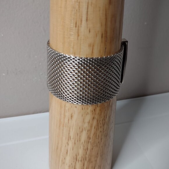 Cute Silver Tone Metal Mesh Belt Bracelet - Picture 3 of 10